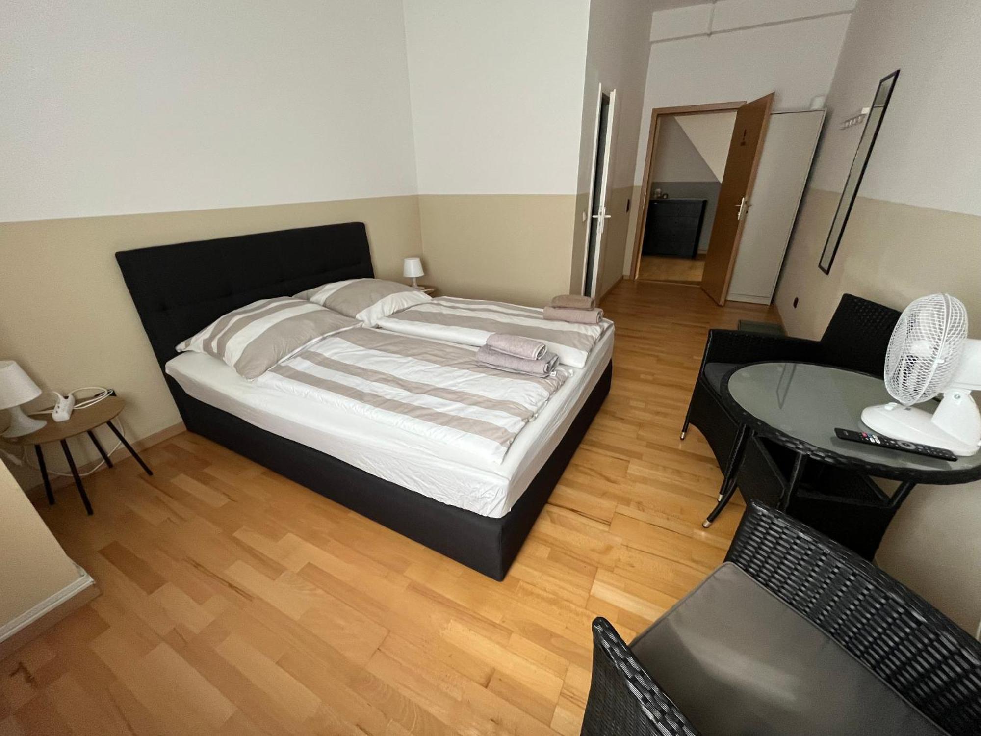 Doppelzimmer Mit Bad-Tv- 9 Meine Luaran gambar