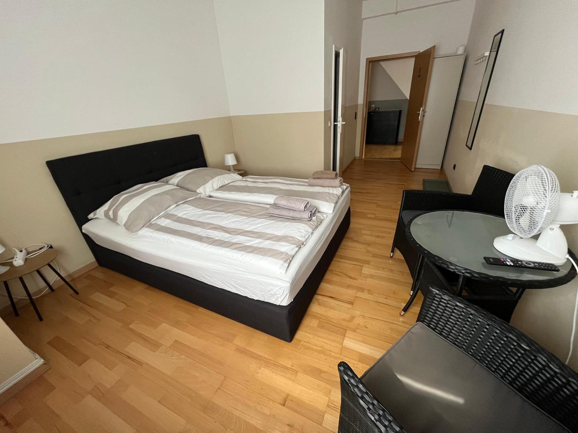Doppelzimmer Mit Bad-Tv- 9 Meine Luaran gambar